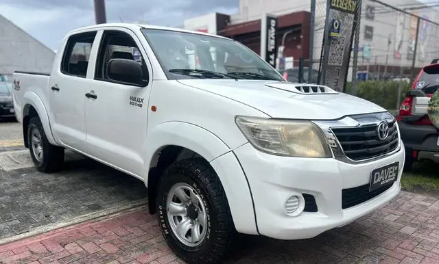 Carro Toyota Hilux Cabine Dupla 2013 Hilux 3.0 TDI 4x4 CD STD