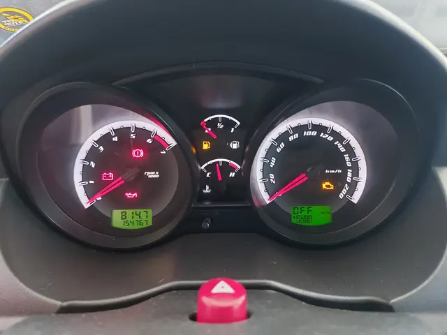Carro Ford Fiesta Hatch 2013 SE Rocam 1.6 (Flex)