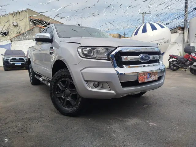 Carro Ford Ranger Cabine Dupla 2017 Ranger 3.2 XLT CD 4x4 (Aut)
