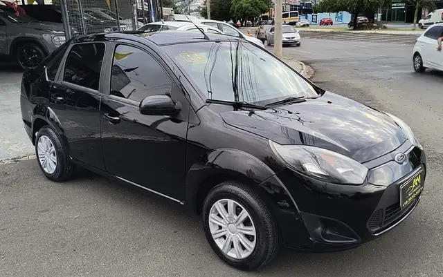 Carro Ford New Fiesta Sedan 2011 SE 1.6 (Flex)