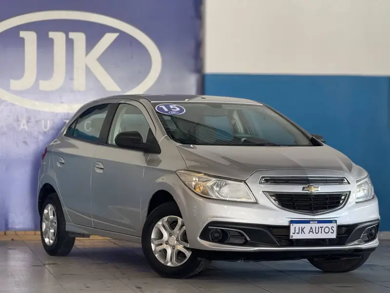 Chevrolet Onix 1.0 LT SPE/4
