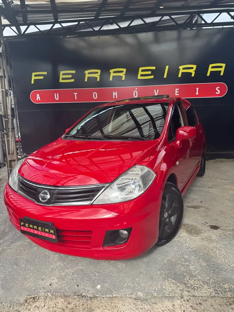Nissan Tiida SL 1.8 (flex) (aut)