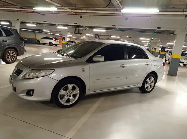 Carro Toyota Corolla 2011 Sedan GLi 1.8 16V (flex)