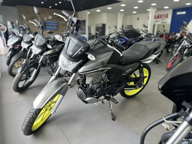 Moto Yamaha YBR 150 Factor 2025 DX