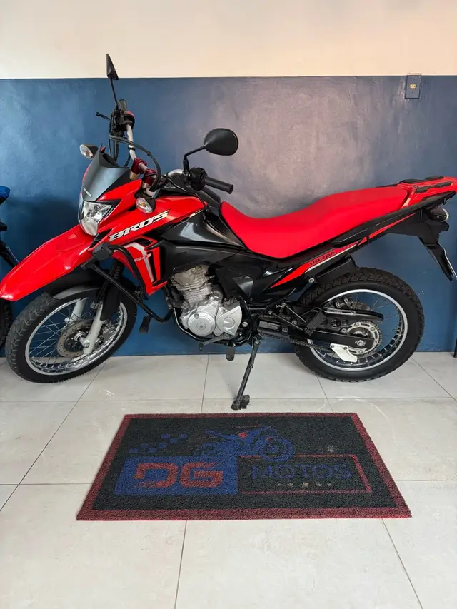 Moto Honda NXR 160 2024 Bros CBS