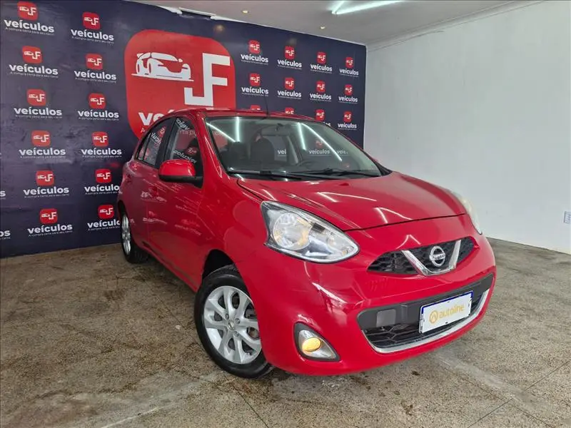Nissan March 1.6 16V SV (Flex)