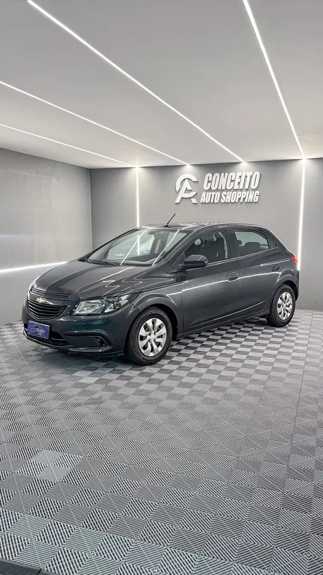 Carro Chevrolet Onix 2019 1.0 Joy SPE/4