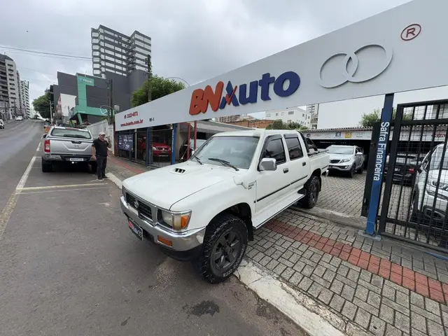 Carro Toyota Hilux Cabine Dupla 1999 Hilux SR5 4x4 2.8 (cab. dupla)