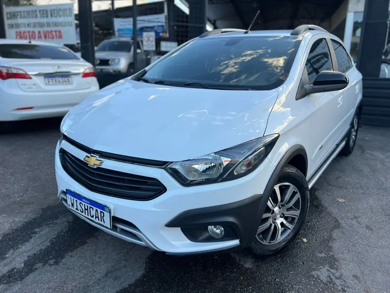 Chevrolet Onix 1.4 Activ SPE/4 (Aut)