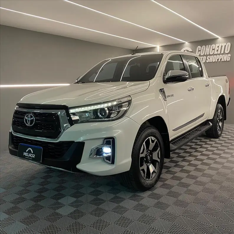 Toyota Hilux Cabine Dupla Hilux 2.8 TDI SRX CD 4x4 (Aut)