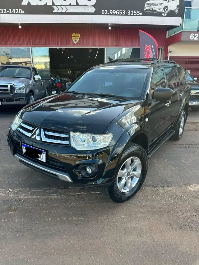 Carro Mitsubishi Pajero 2016 3.2 DI-D 4WD (Aut)