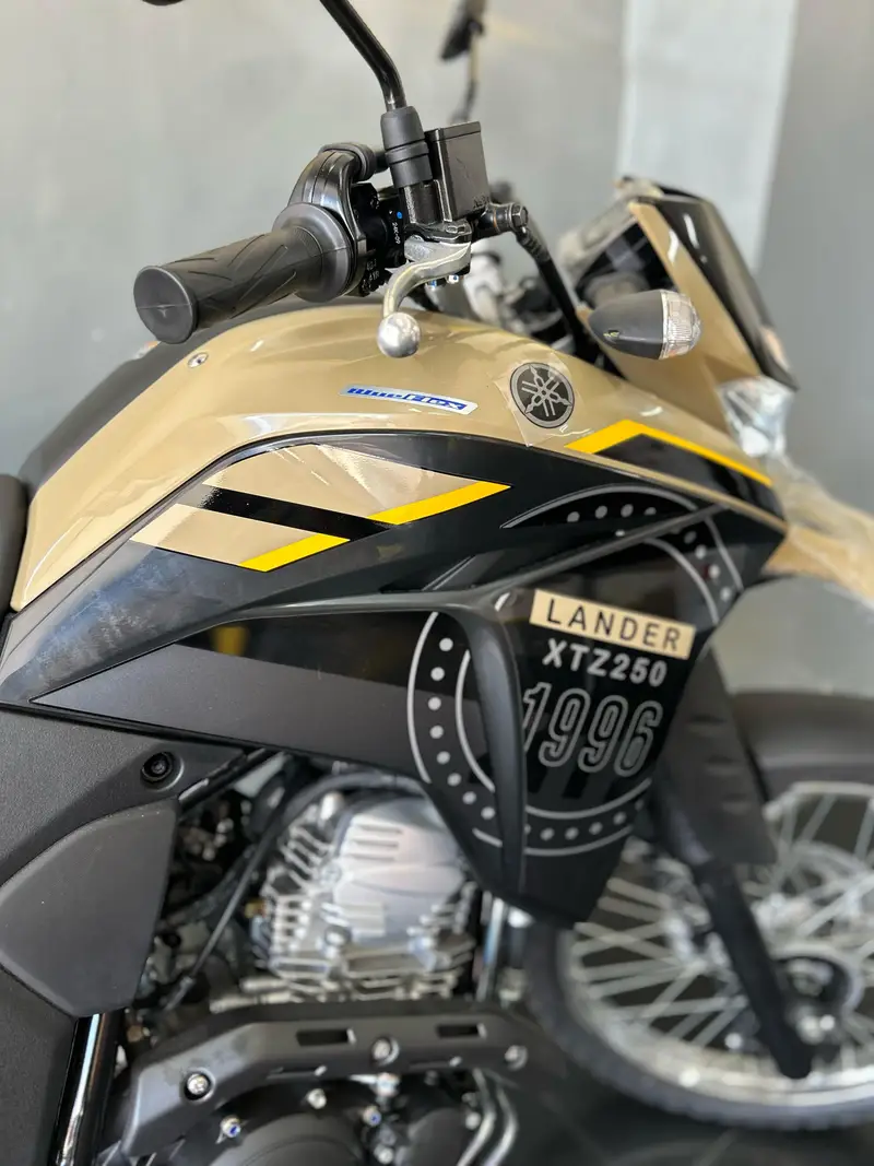 Yamaha XTZ 250 Lander ABS