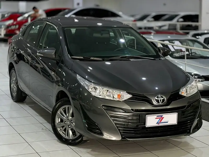 Toyota Yaris 1.5 XL Plus Connect CVT (Flex)