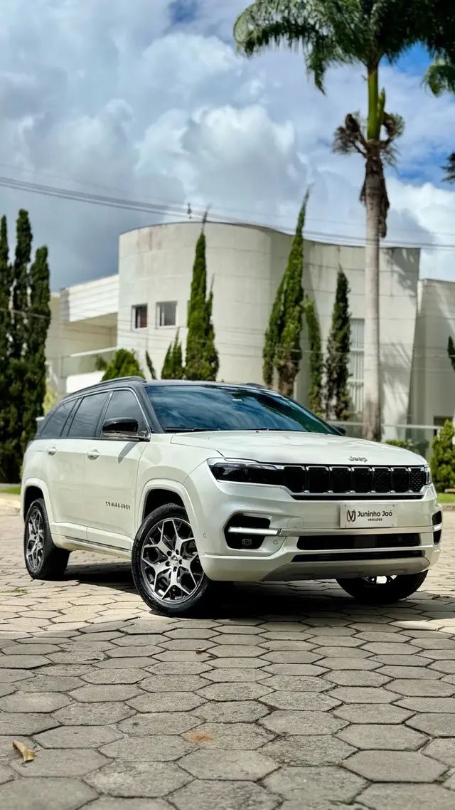 Carro Jeep Commander 2022 Overland TD380 Diesel 4x4 (Aut)