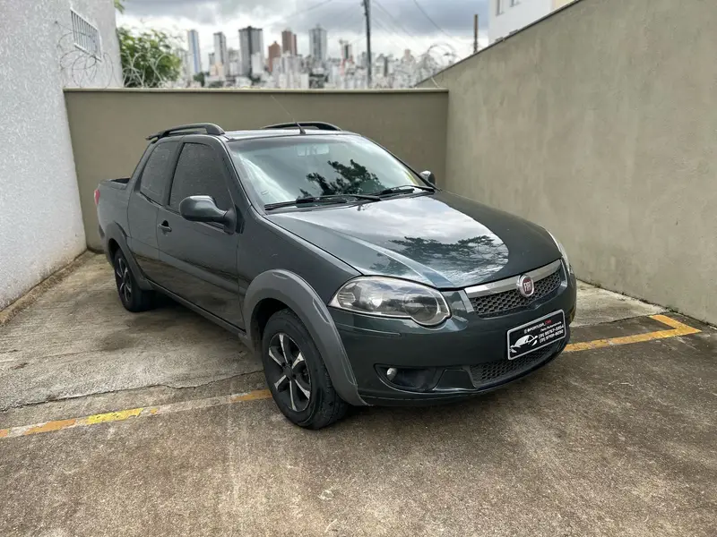 Fiat Strada Trekking 1.6 16V (Flex) (Cabine Dupla)