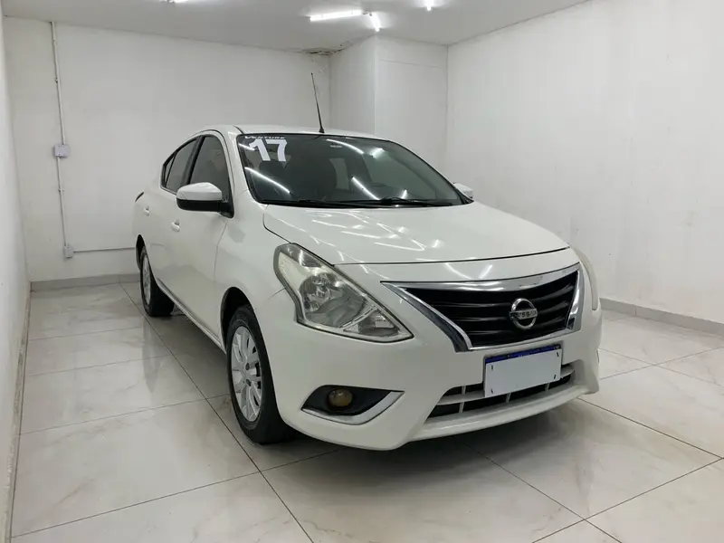 Nissan Versa 1.6 16V SV FlexStart CVT (Flex)
