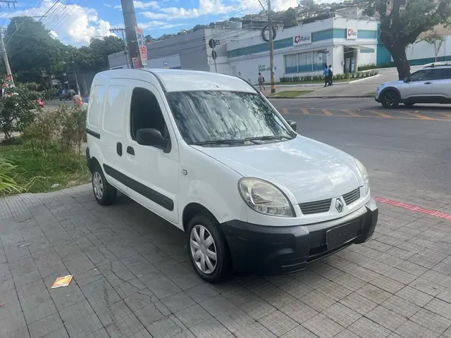 Carro Renault Kangoo Express 2010 1.6 16V Hi-Flex