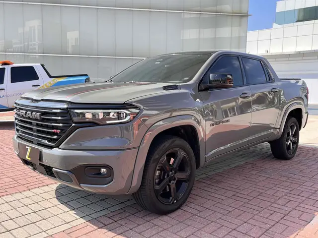 Carro RAM Rampage 2024 R/T 2.0 Turbo