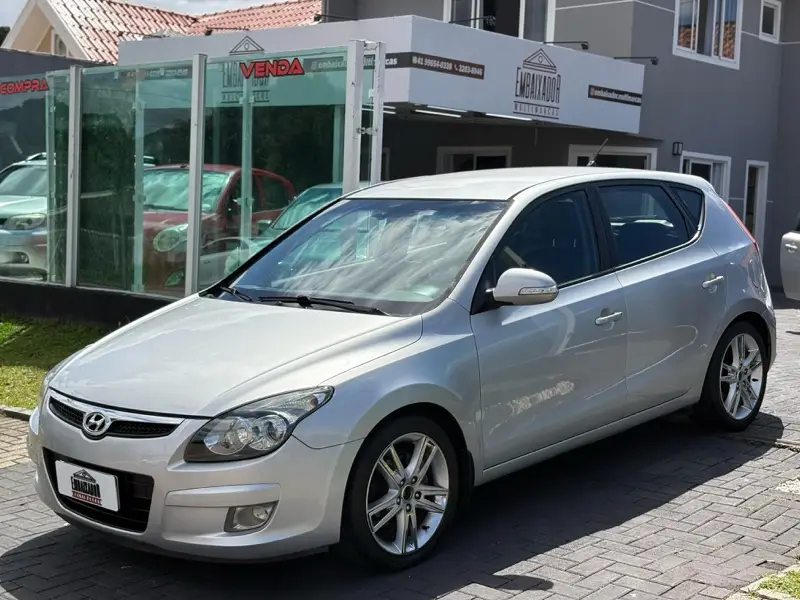 Hyundai i30 GLS 2.0 16V (aut)