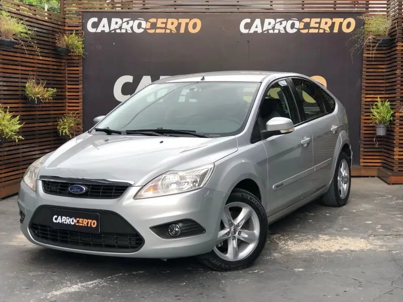 Ford Focus Hatch GLX 2.0 16V (Flex)