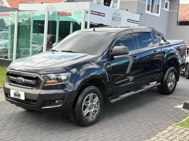 Carro Ford Ranger Cabine Dupla 2017 Ranger XLS 2.2 4x4 CD Diesel (Mec.)