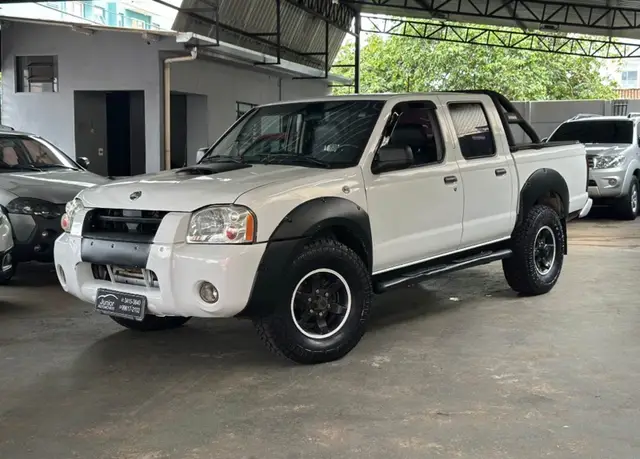 Carro Nissan Frontier 2006 XE 4x4 2.8 Eletronic (cab. dupla)