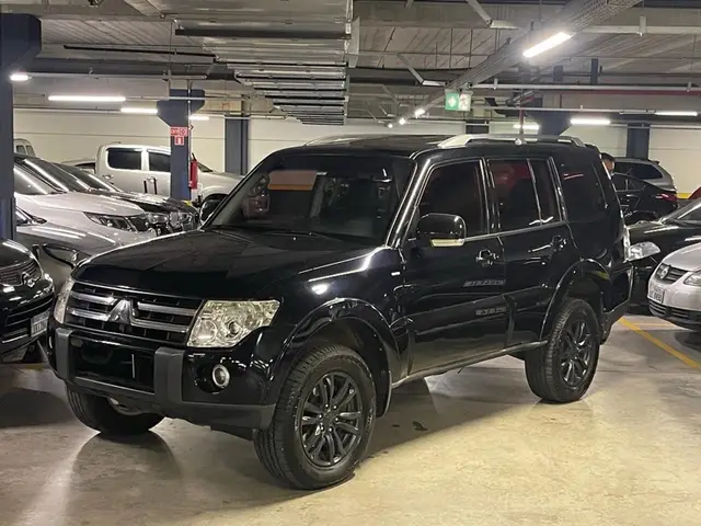 Carro Mitsubishi Pajero Full 2008 HPE 3.8 3p