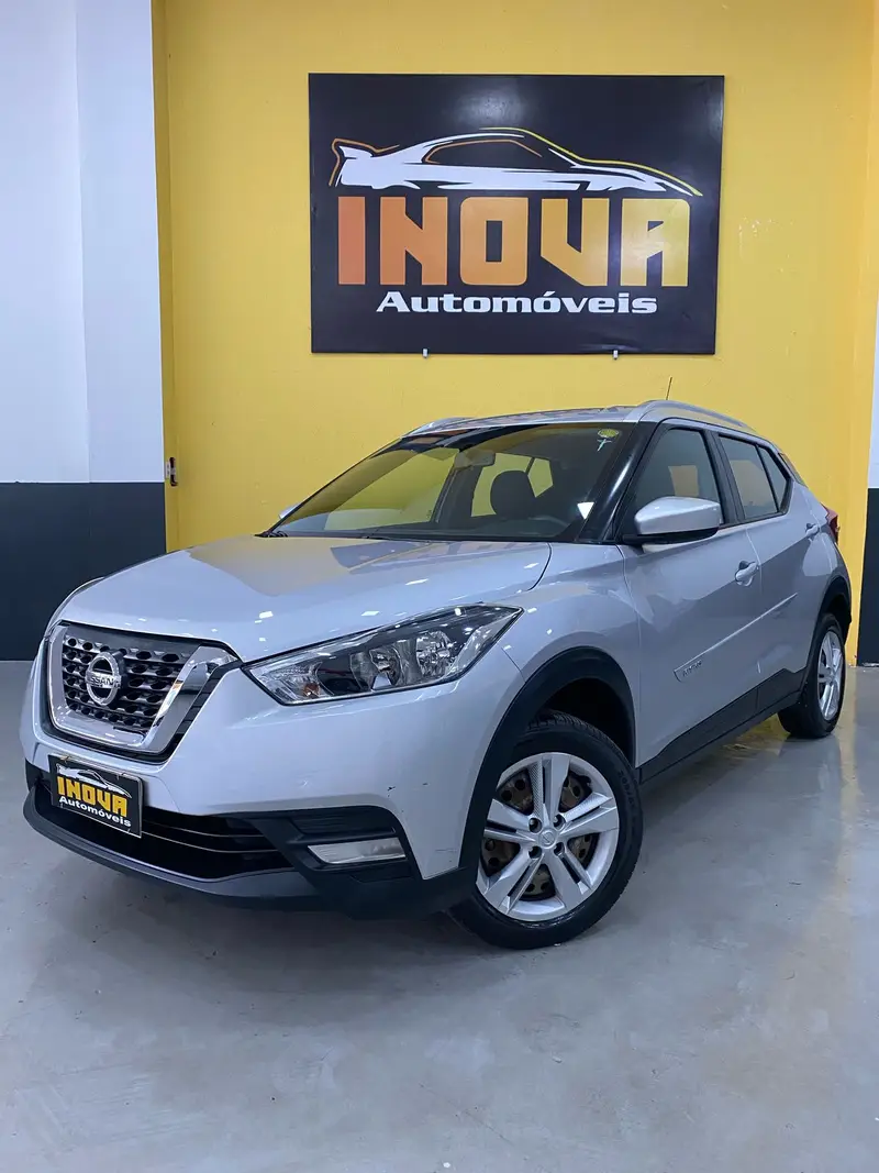 Nissan Kicks 1.6 S (Flex)