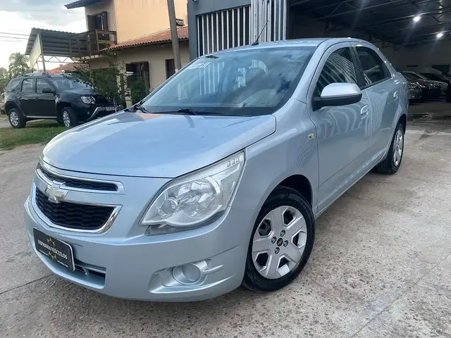 Carro Chevrolet Cobalt 2013 LT 1.4 8V (Flex)
