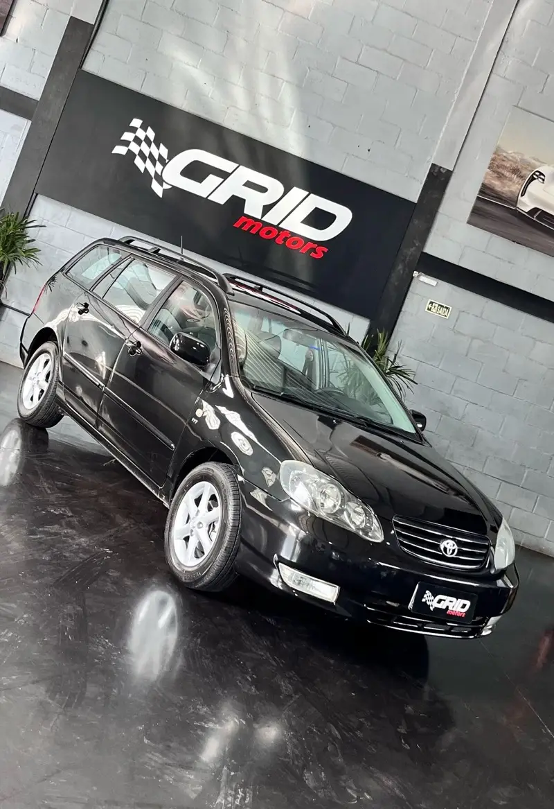 Toyota Corolla Fielder 1.8 16V (aut)
