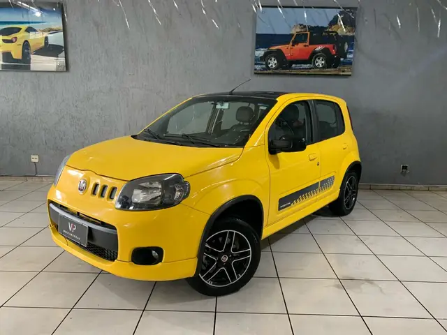 Carro Fiat Uno 2014 Sporting 1.4 8V (Flex) 4p