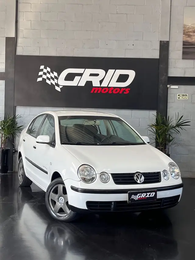 Carro Volkswagen Polo Sedan 2006 1.6 8V (Flex)