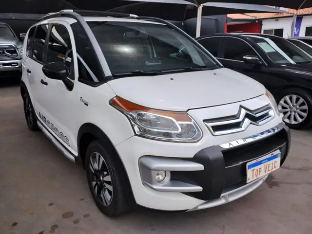 Carro Citroën Aircross 2014 GLX 1.6 16V (Flex) (aut)