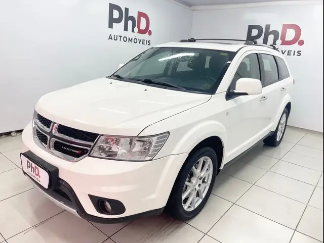 Carro Dodge Journey 2014 RT 3.6 AWD V6 Aut.