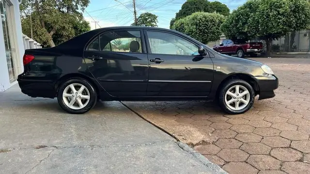Carro Toyota Corolla 2004 Sedan XLi 1.6 16V (aut)
