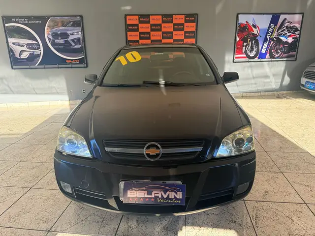 Carro Chevrolet Astra Sedan 2010 Advantage 2.0 (Flex)