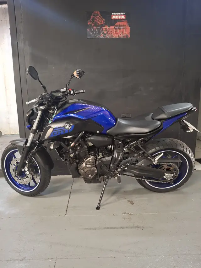 Carro Yamaha MT-07 2020 ABS