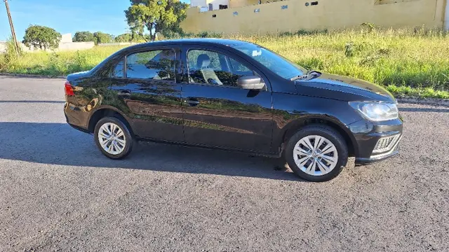 Carro Volkswagen Voyage 2022 1.6