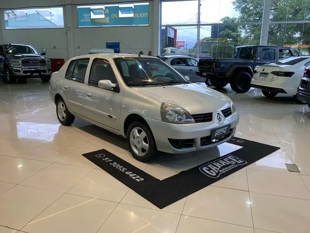 Carro Renault Clio Sedan 2009 Privilége 1.6 16V (flex)