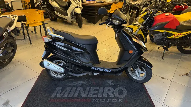 Suzuki Burgman AN 125