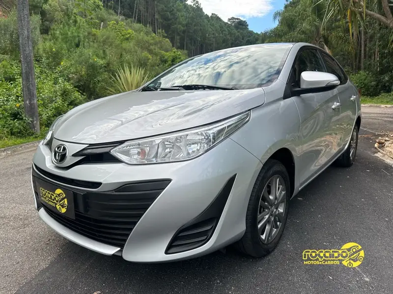 Toyota Yaris 1.5 XL Plus Connect CVT (Flex)