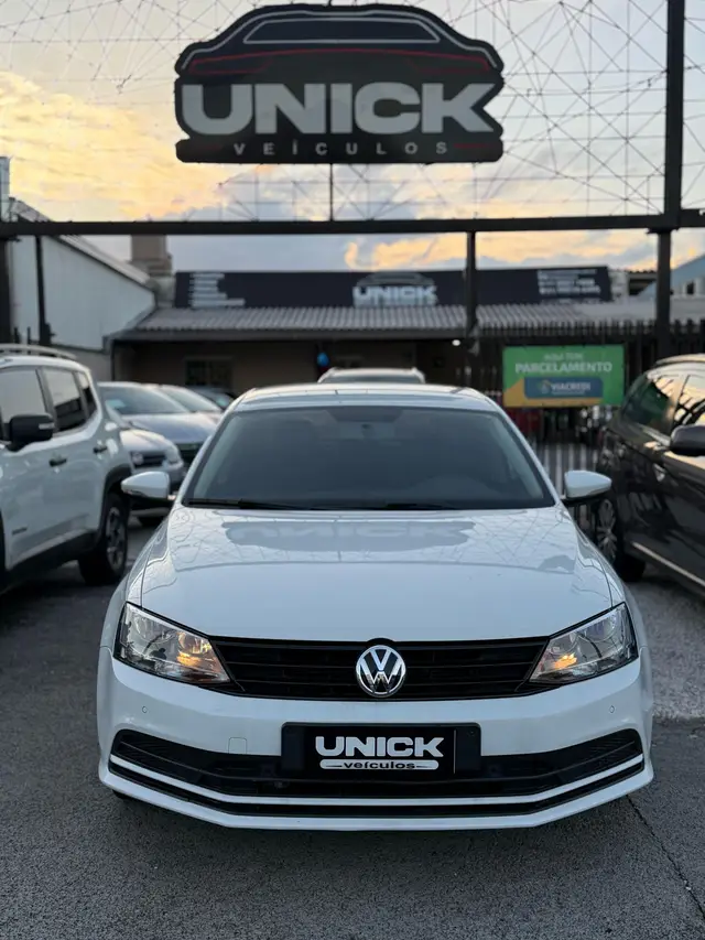 Carro Volkswagen Jetta 2016 1.4 TSI Trendline