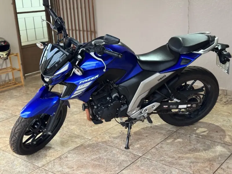Yamaha Fazer FZ25 Flex