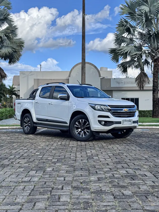 Carro Chevrolet S10 Cabine Dupla 2017 S10 2.8 CTDI LTZ 4WD (Cabine Dupla) (Aut)