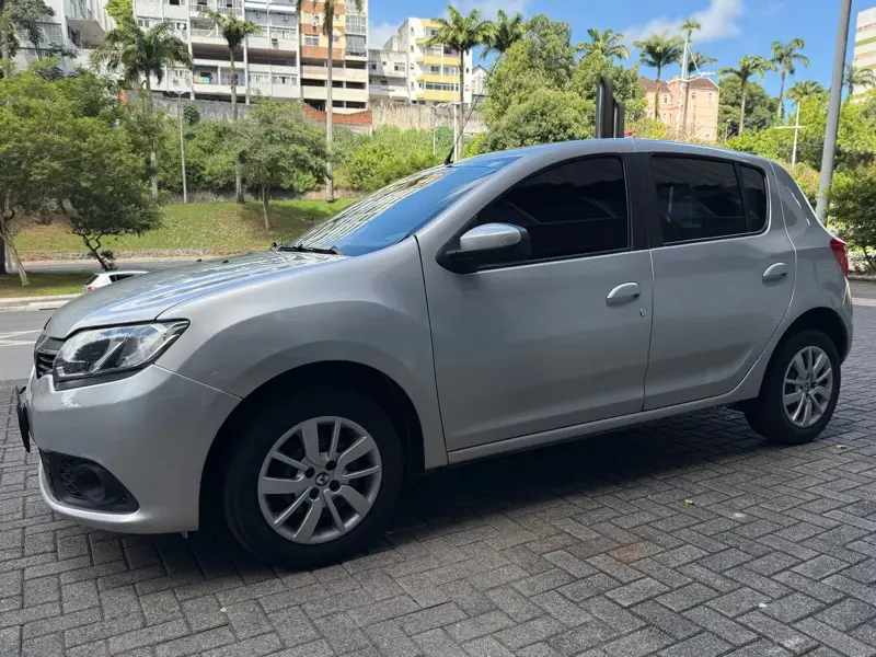 Renault Sandero Expression 1.0 12V SCe (Flex)