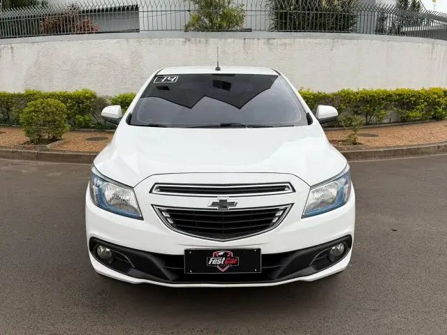 Carro Chevrolet Onix 2014 1.4 LTZ SPE/4