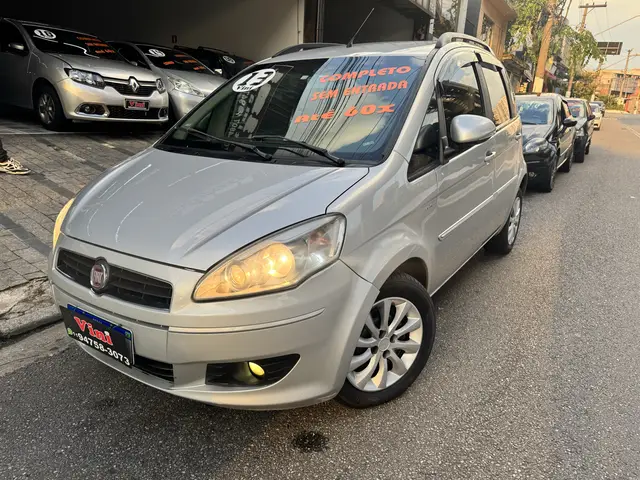 Carro Fiat Idea 2013 Essence 1.6 16V E.TorQ Dualogic (Flex)