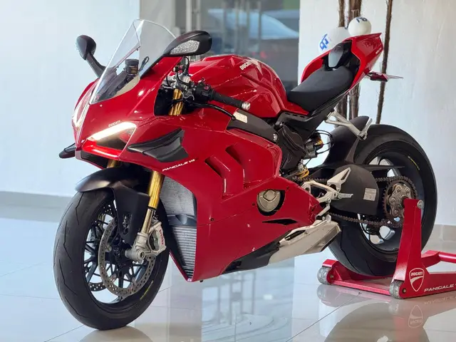 Carro Ducati Panigale 2021 V4 S