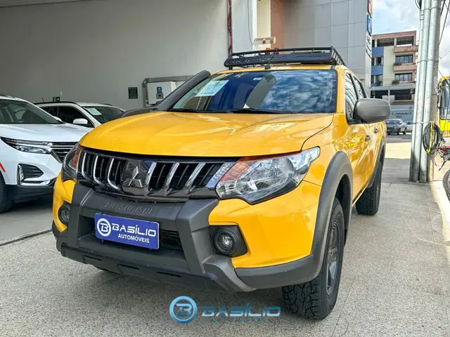 Carro Mitsubishi L200 Triton Sport 2022 GL 2.4 DID-H 4x4 (Aut)