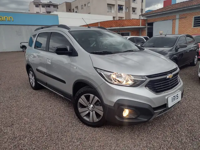 Carro Chevrolet Spin 2020 Activ 7S 1.8 (Flex) (Aut)
